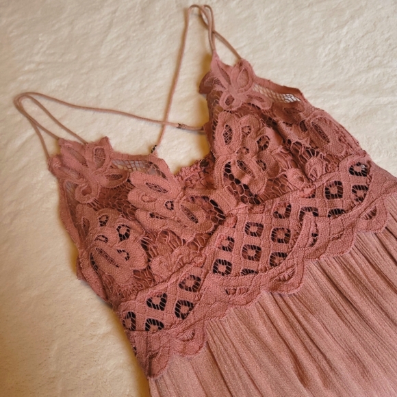 FREE PEOPLE Dusty Rose Flowy Asymmetrical Dress with Ruffles Size Small - Picture 7 of 9